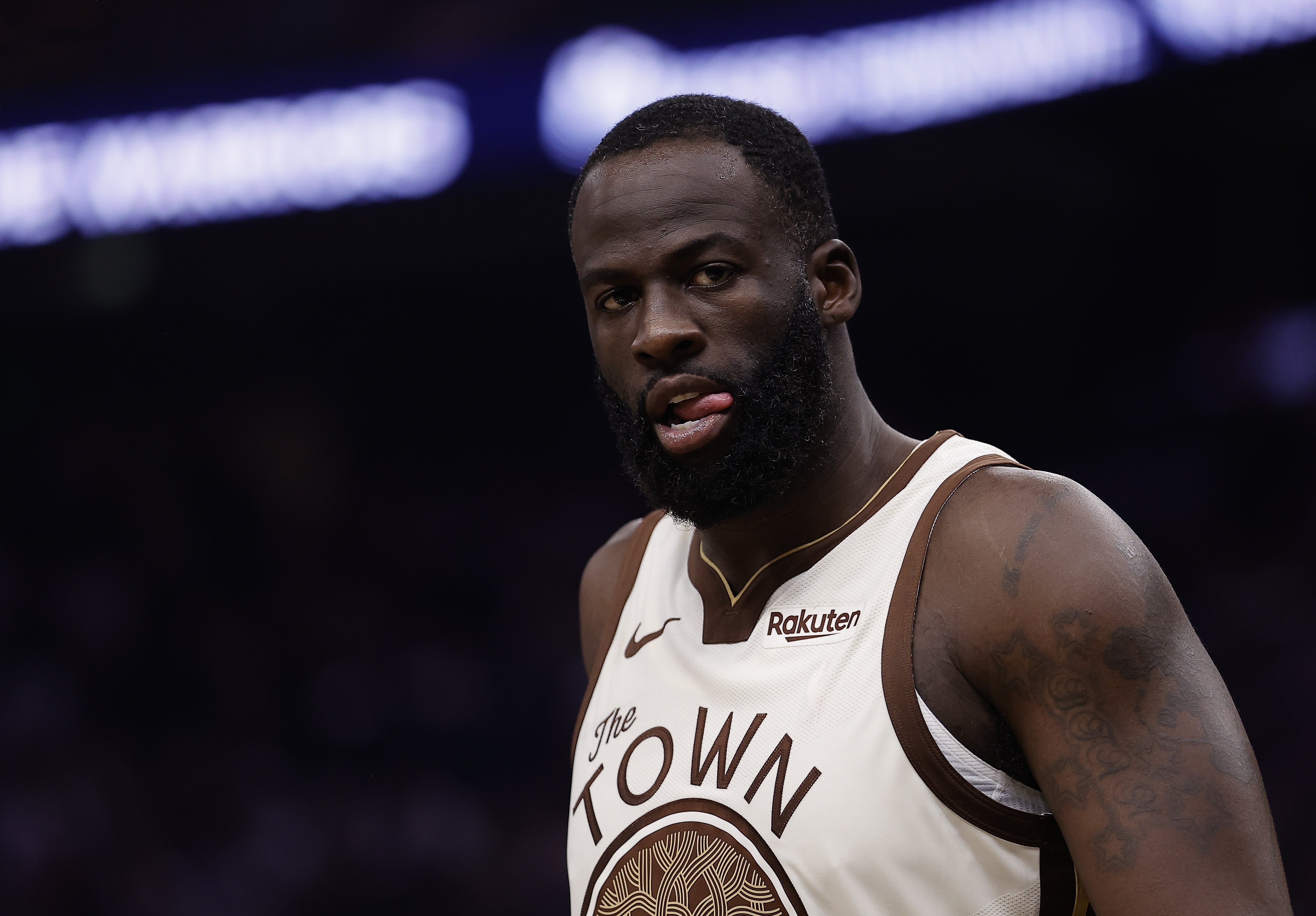 追梦：防守超级球星不是要锁死对手 关键是我能阻止他多少次出手