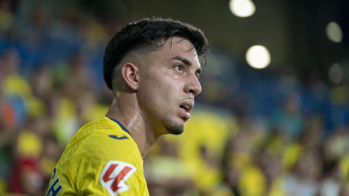 开云-官方：黄潜与阿霍马克续约至2028年，并将他外租至巴列卡诺