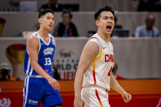 kaiyun体育开云-中国男篮出线形势出炉！再赢1场就能晋级，郭士强连续2场逆风翻盘