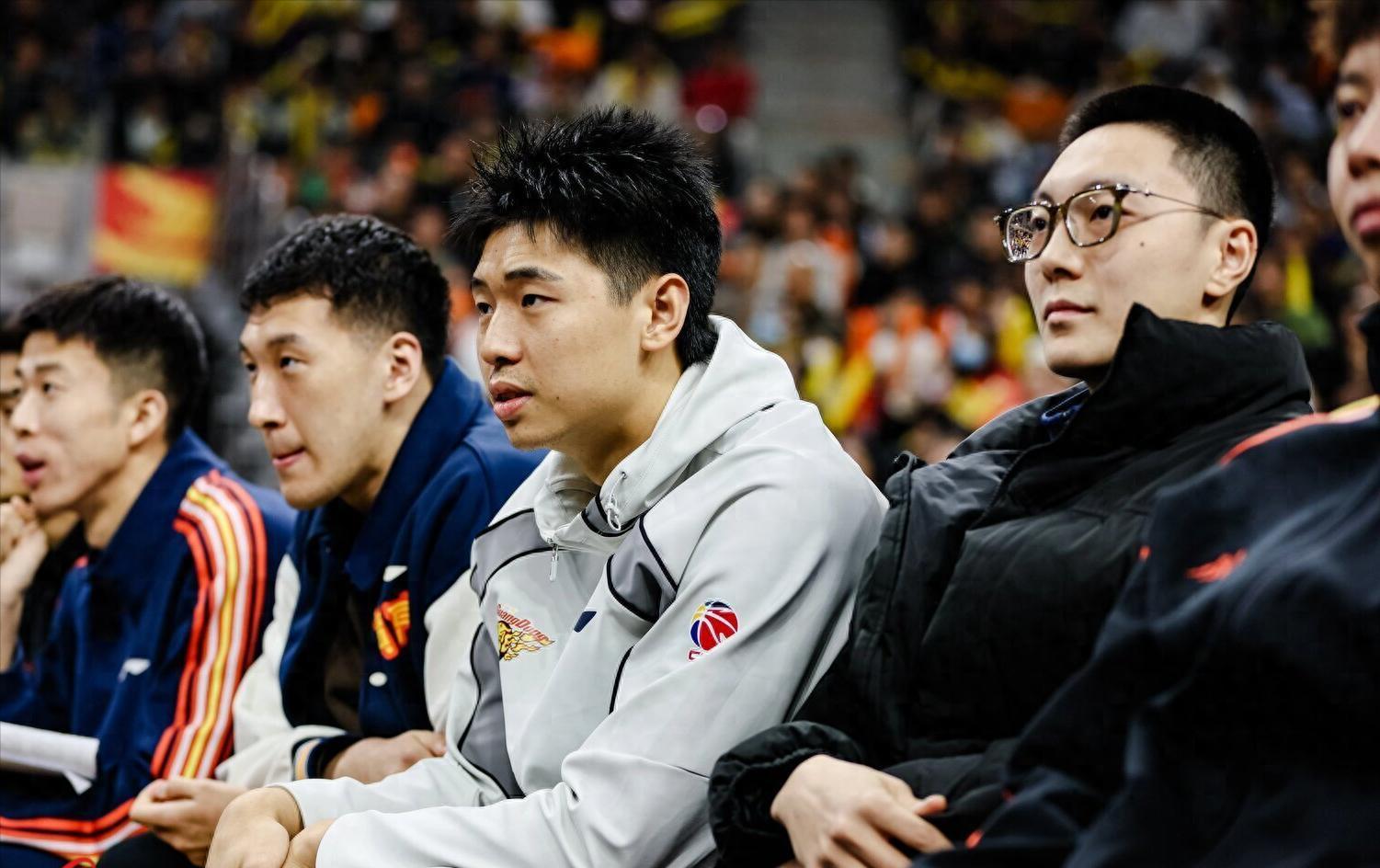 开云足球-广东队新王牌复出！名气不输易建联，杜锋有3难题，焦泊乔有体会